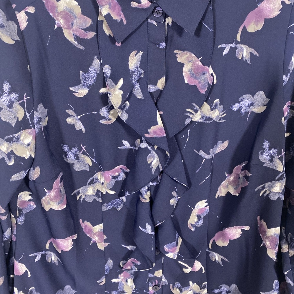 Chico Woman's Button‎ Up Blouse Ruffle Front Size 0 Long Sleeve X1 - Picture 2 of 5